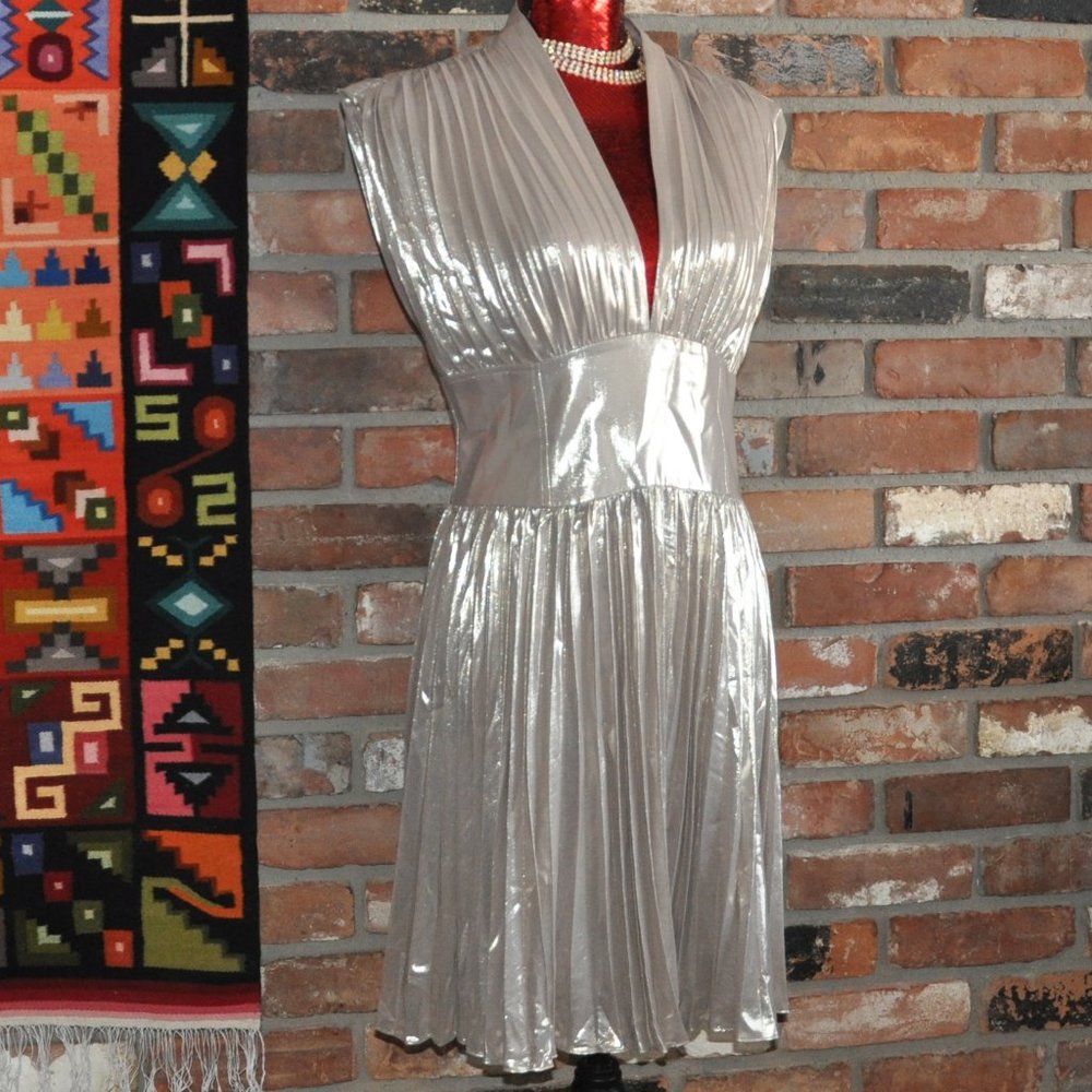 NWT BR Banana Republic Pleated Champagne Gold Lame Cici Mini Goddess Dress 8
